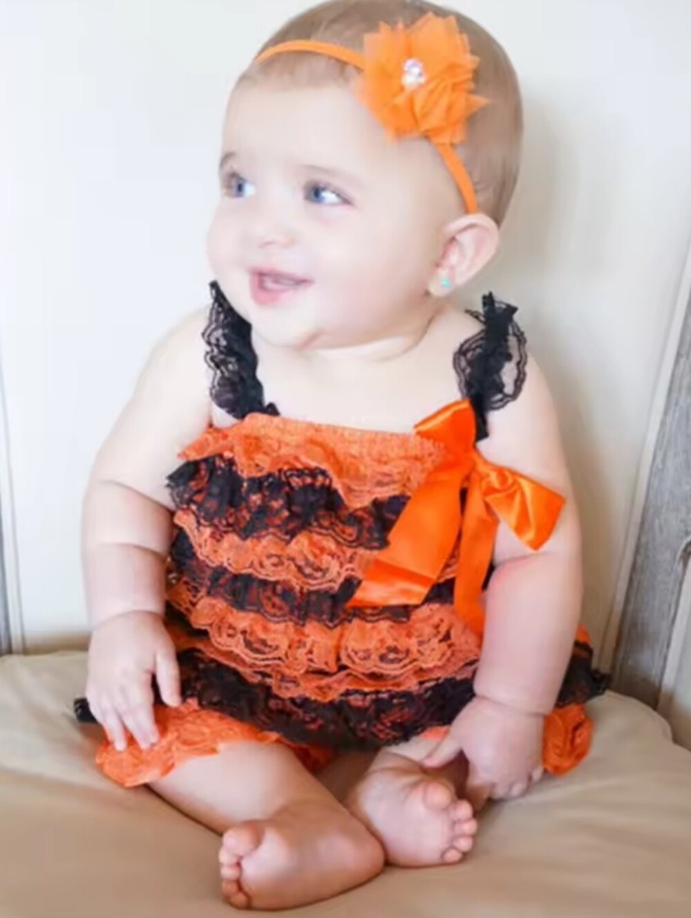 Boutique Lace Ruffle Romper Bundle - Picture 2 of 2